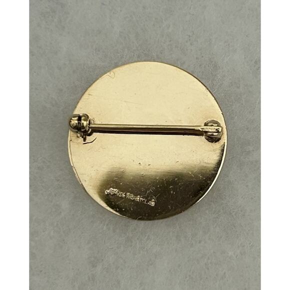 Vtg Gold Electroplated Monogram Pin By La Mode Karatclad. - Picture 2 of 2